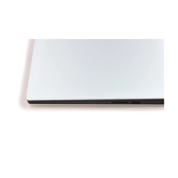 Dell Precision 5540 felújított laptop garanciával i7-32GB-500GB-FHD-NVD