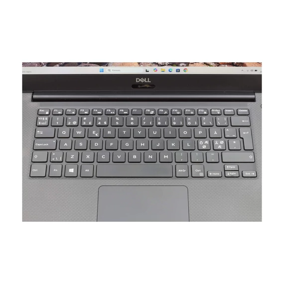 Dell Precision 5540 felújított laptop garanciával i7-32GB-500SSD-FHD-NVD