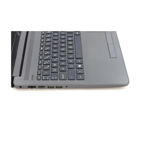 HP 250 G7 felújított laptop garanciával i5-8GB-256SSD-FHD-US