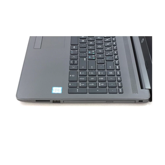 HP 250 G7 felújított laptop garanciával i5-8GB-256SSD-FHD-US