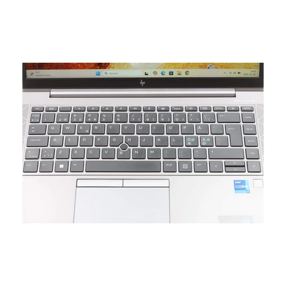 HP Zbook Firefly 14 G8 Workstation laptop garanciával i7-16GB-512SSD-FHD